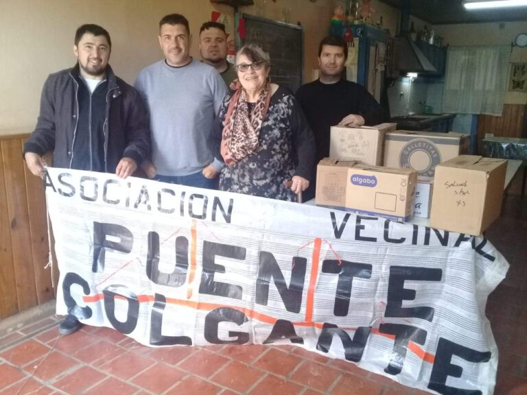 Asociación vecinal Puente Colgante