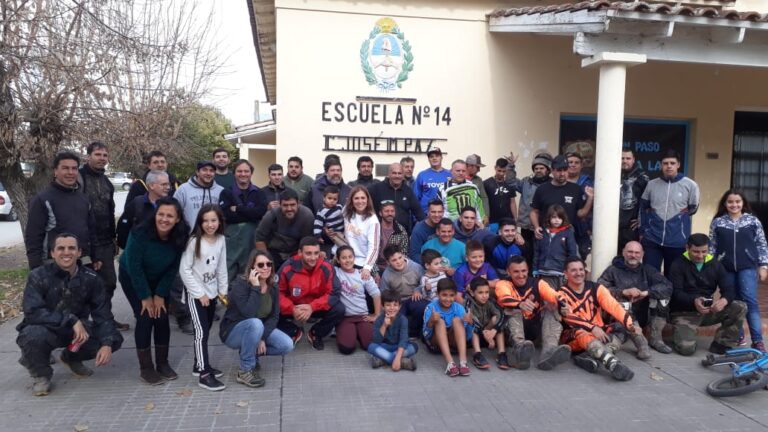 Travesía solidaria escuela Nº 14 Loma Verde – La Plata